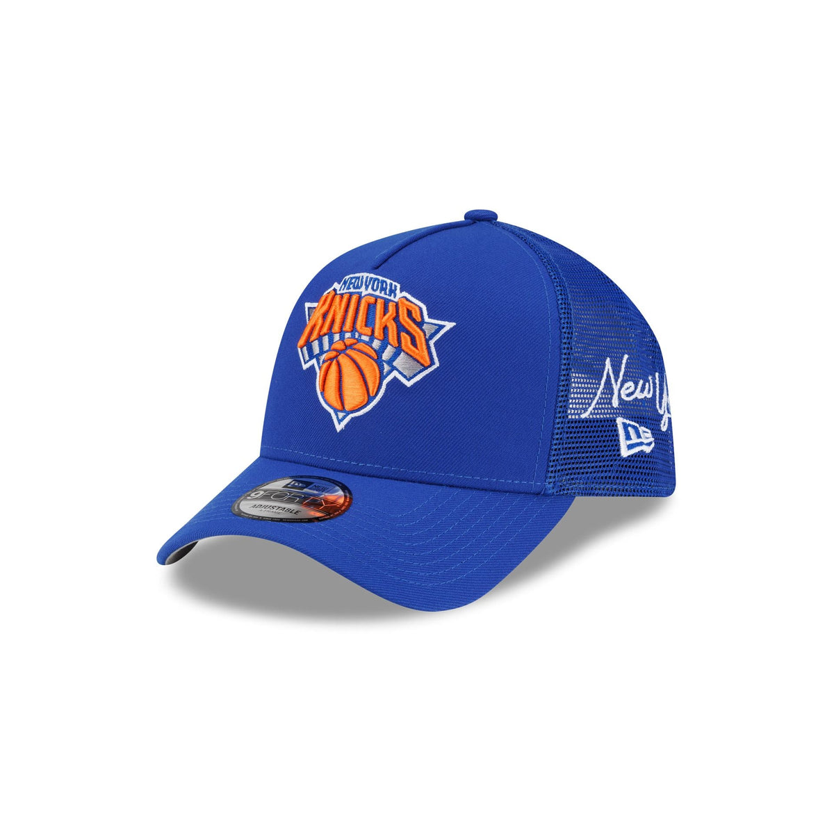 New York Knicks Side Script 9FORTY A-Frame Trucker Hat