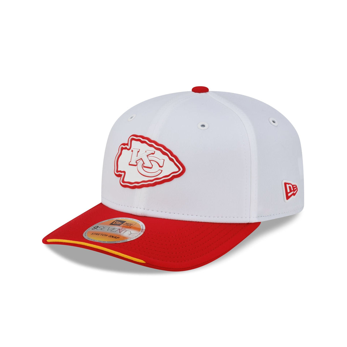 Kansas City Chiefs 2026 Sideline White 9SEVENTY Stretch-Snap Hat