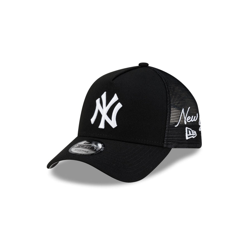 New York Yankees Side Script Black 9FORTY A-Frame Trucker Hat